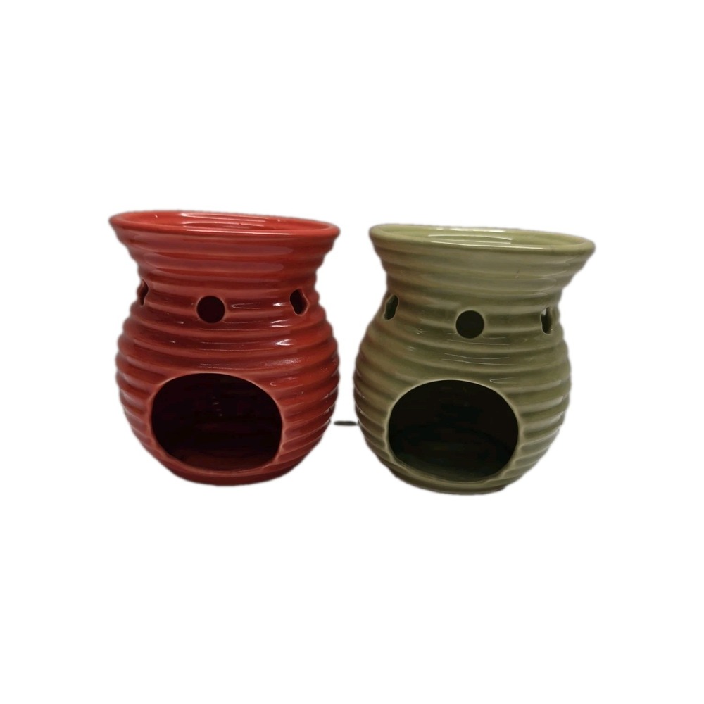 Two Yankee Candle Wax Tart Warmers 5" Ribbed Beehive Shaped For Scented Melts